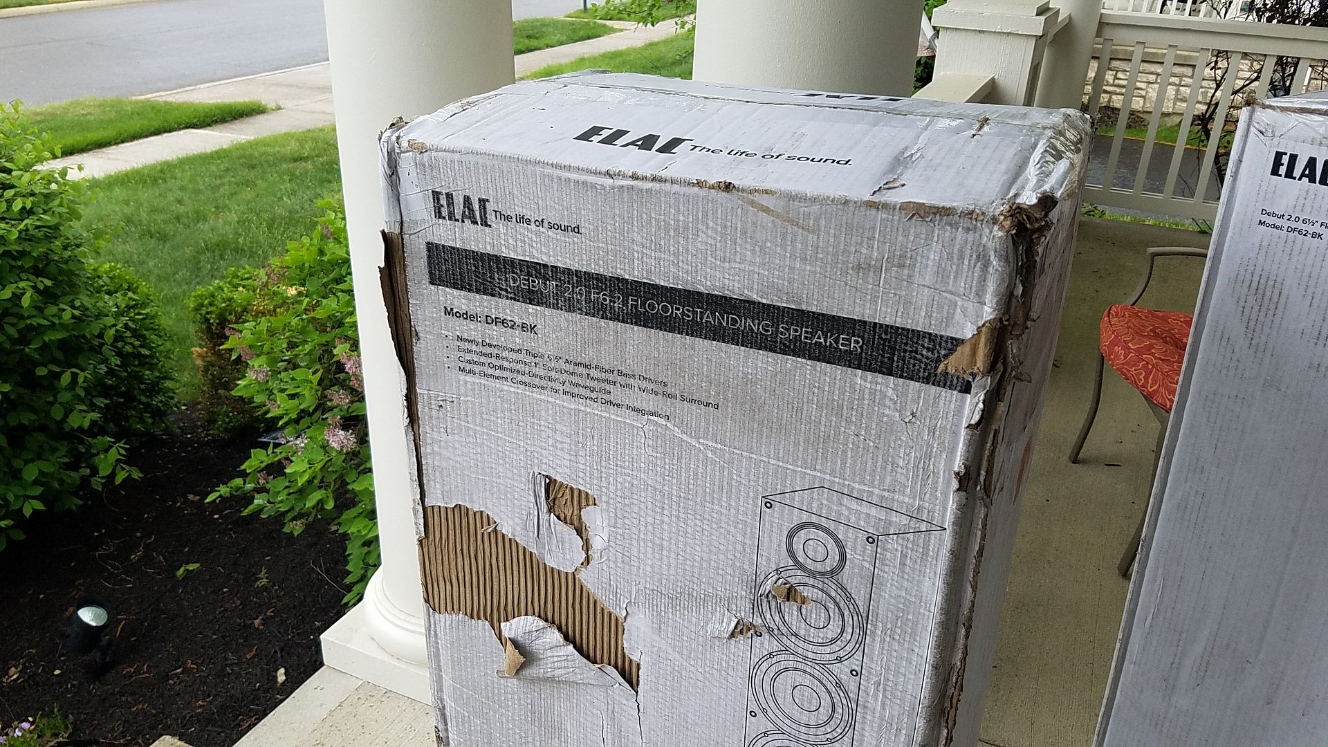 damage boxes.jpg Photo by scotth3886 Photobucket